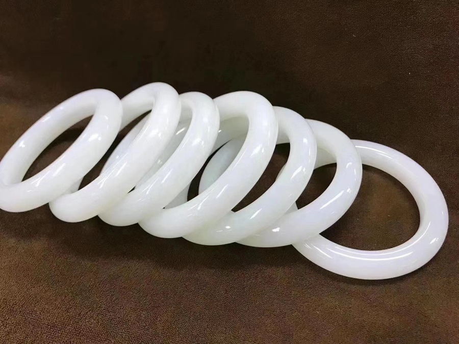 前期和田玉手镯成品展示1